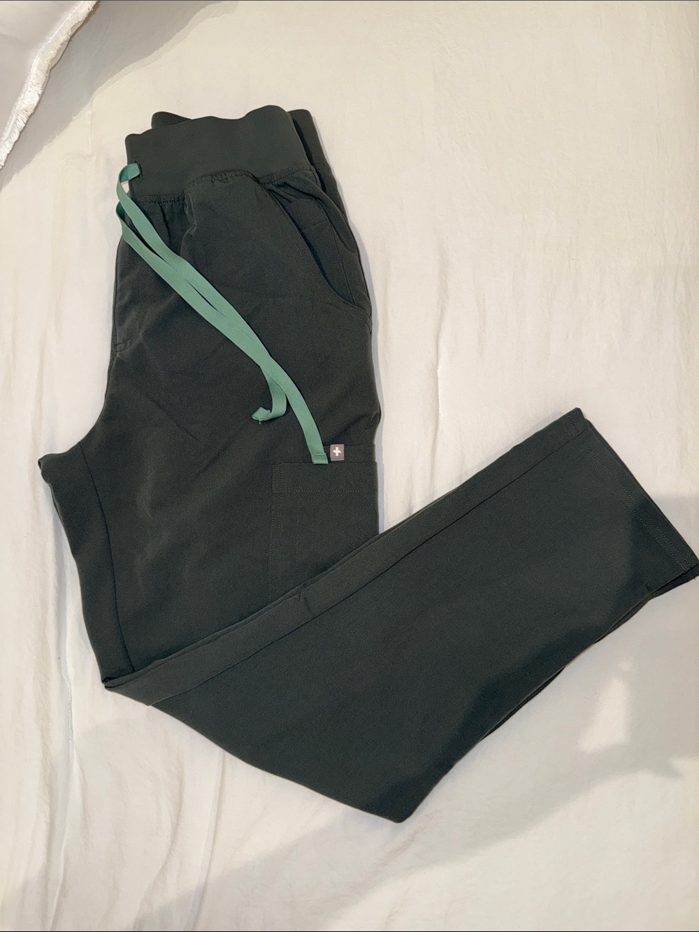 Figs Bonsai Yola High Waisted Skinny Scrub Pants (size S petite)